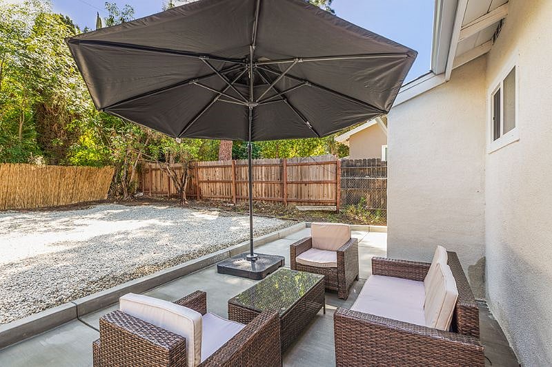 Furnished Finder property 373353_1 photo 27