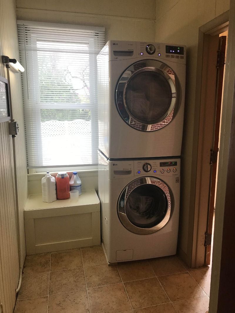 Furnished Finder property 373423_1 photo 6