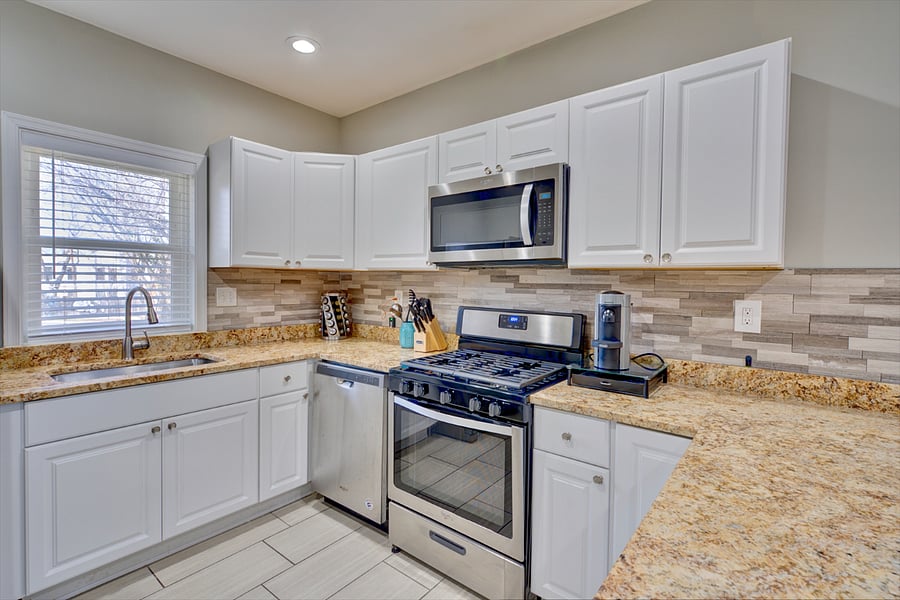 Furnished Finder property 373441_2 photo 5