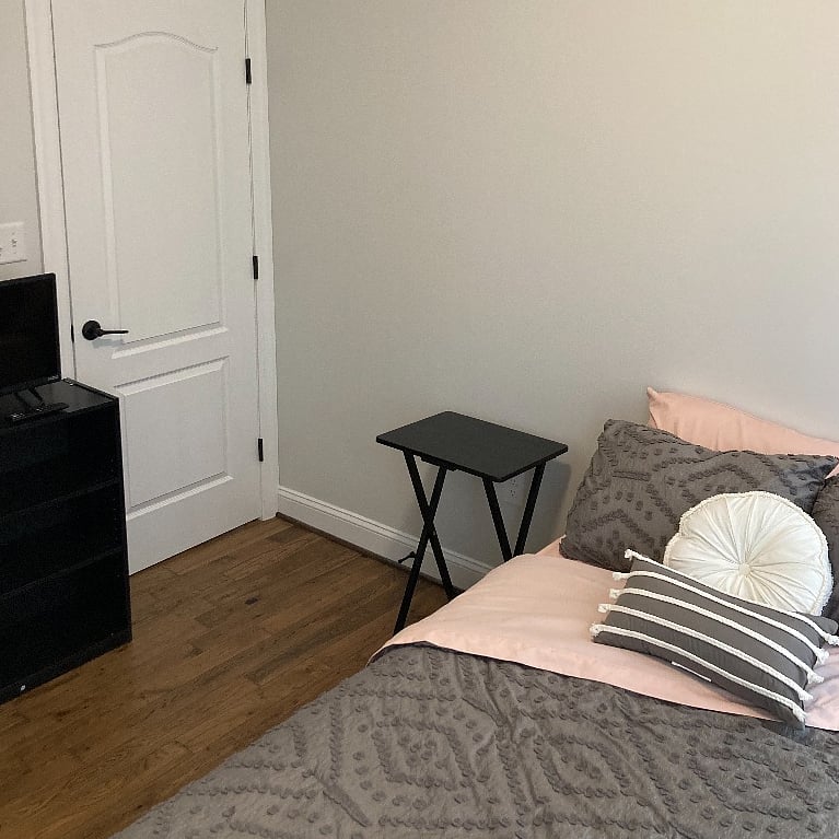 Furnished Finder property 373486_2 photo 4