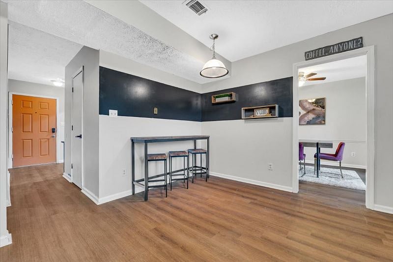 Furnished Finder property 373520_1 photo 6