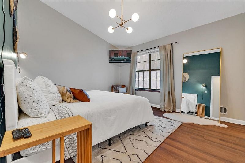Furnished Finder property 373520_1 photo 8