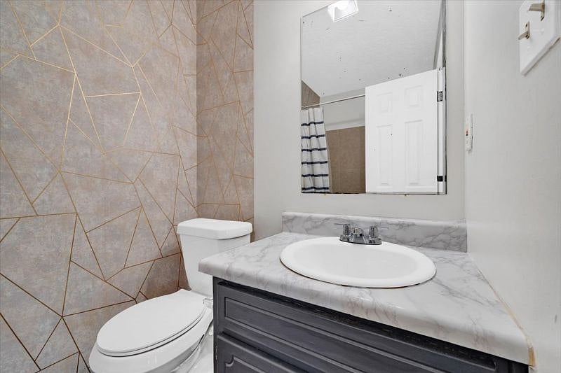 Furnished Finder property 373520_1 photo 16