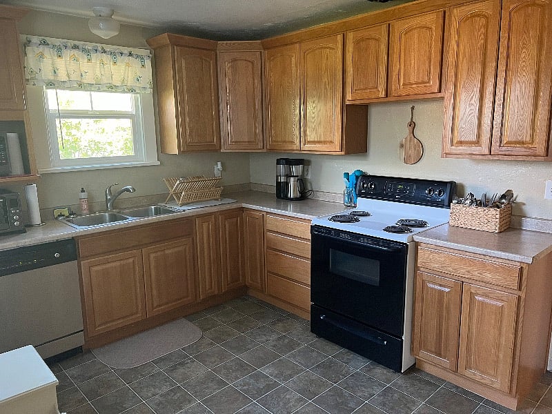 Charming Home in Central Location, Klamath Falls