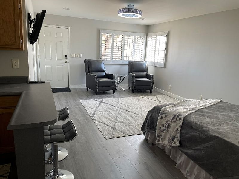 Furnished Finder property 373686_1 photo 3