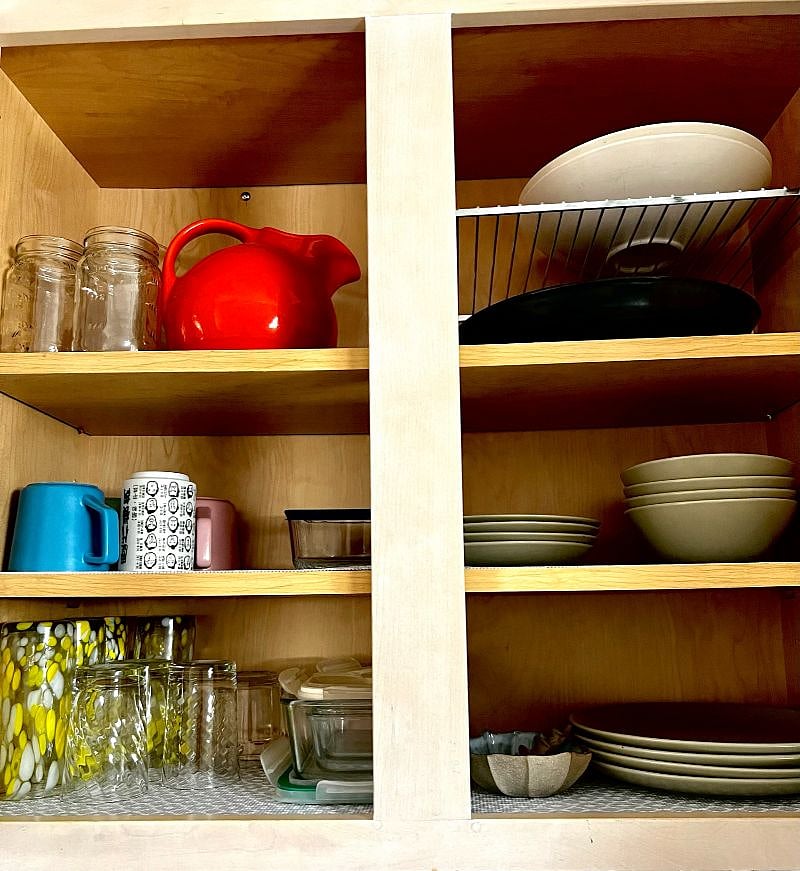 Complete with dishes, glasses, pots and pans, utensils