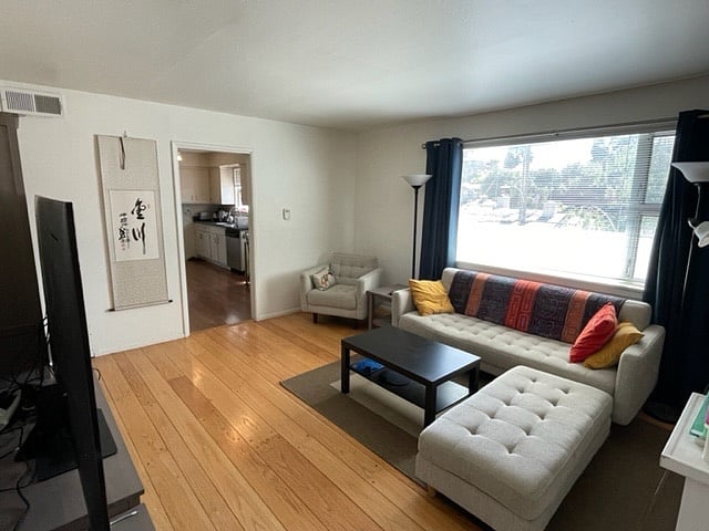 Furnished Finder property 373729_1 photo 1