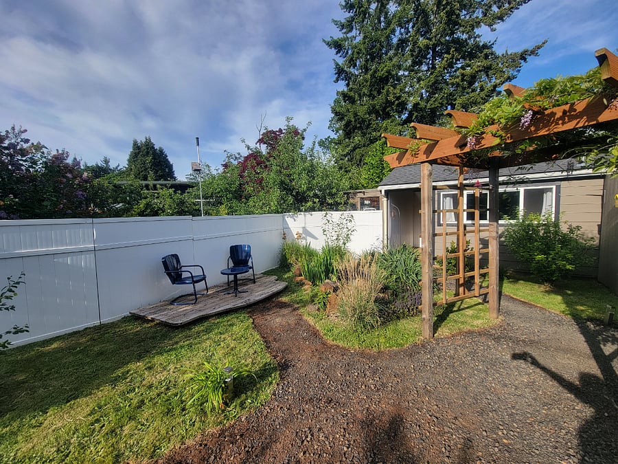 Furnished Finder property 373752_1 photo 3