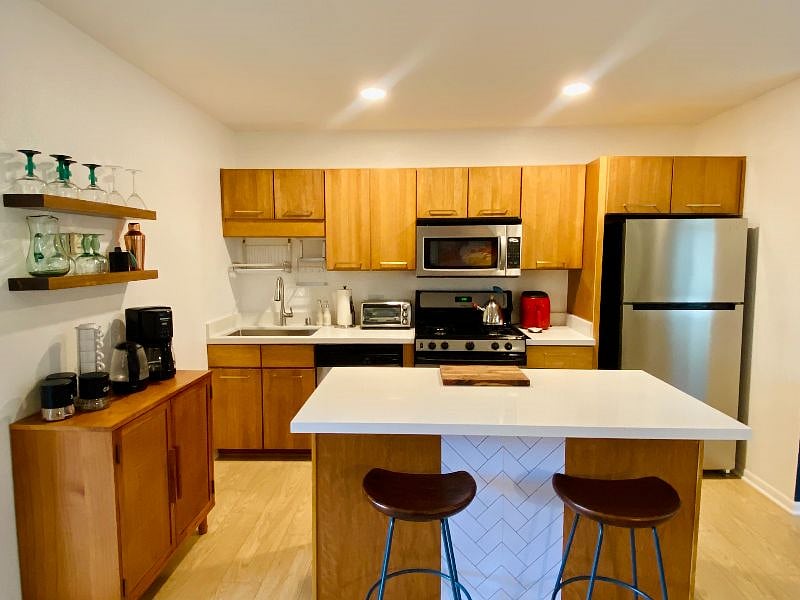Furnished Finder property 373808_1 photo 8