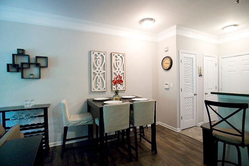 Furnished Finder property 373841_1 photo 5