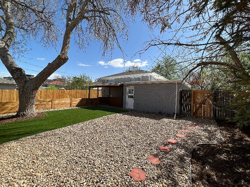 Furnished Finder property 373945_1 photo 16
