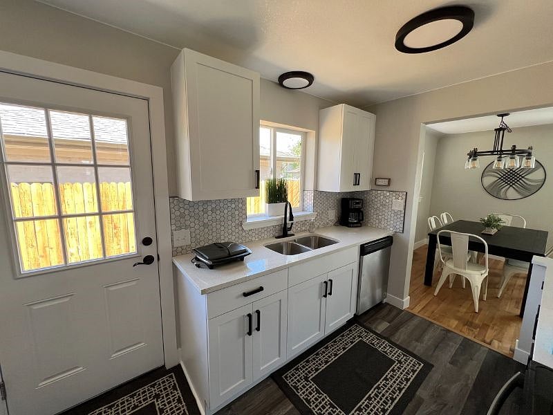 Furnished Finder property 373945_2 photo 12