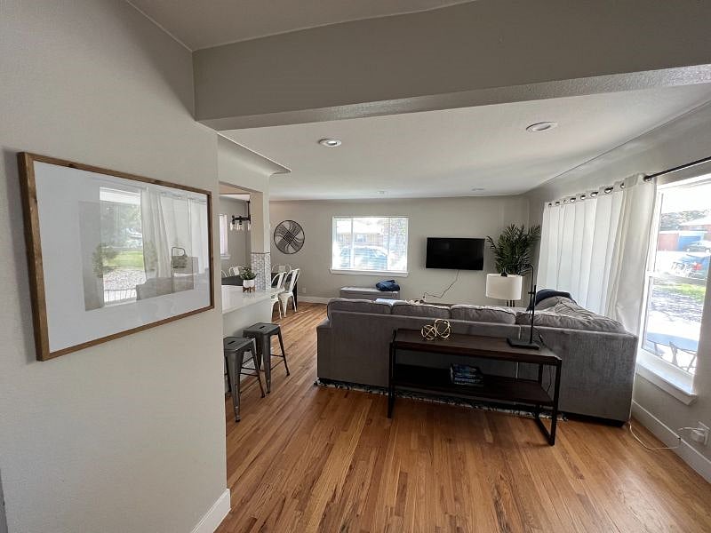 Furnished Finder property 373945_2 photo 13