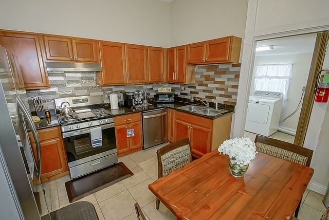 Furnished Finder property 373974_1 photo 12