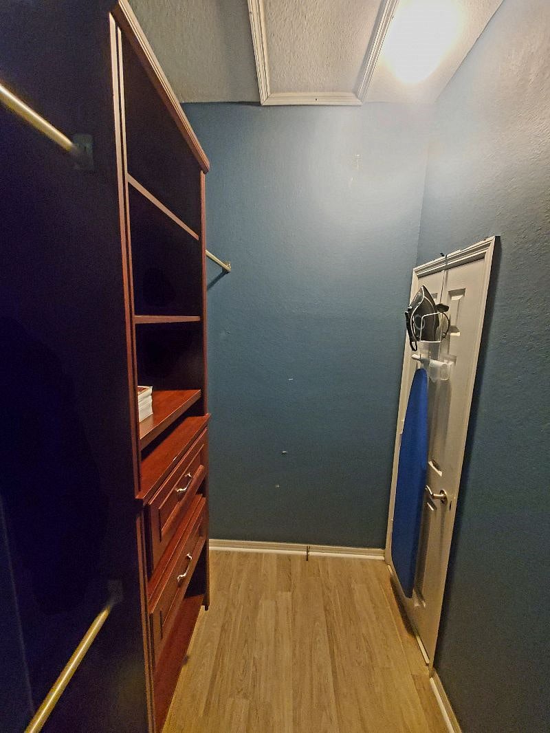 Walk In Closet