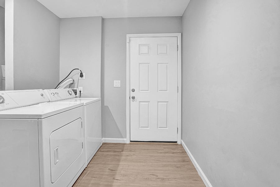 Furnished Finder property 373983_1 photo 8