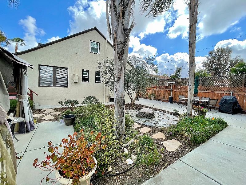Furnished Finder property 374015_1 photo 8