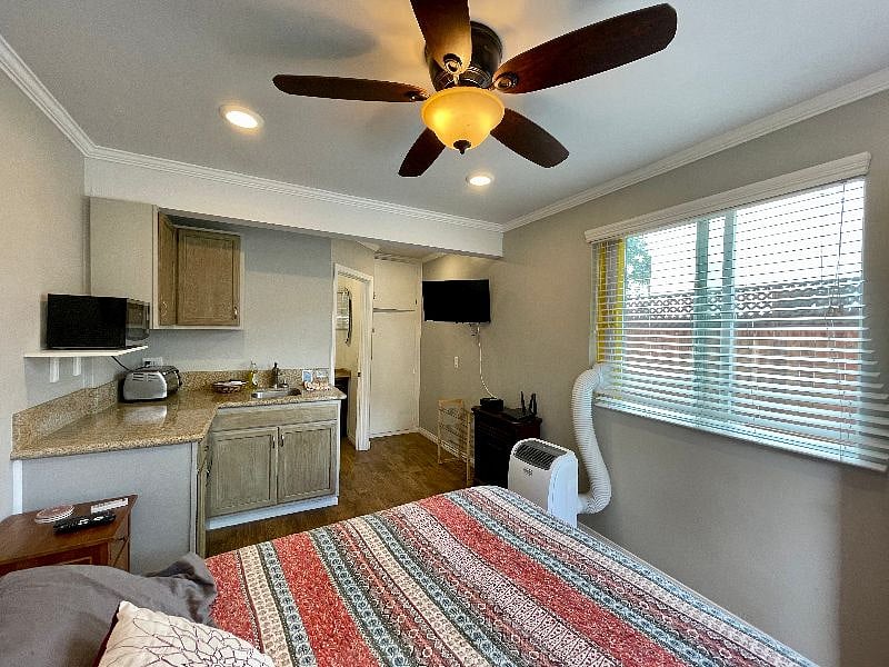 Furnished Finder property 374015_1 photo 12