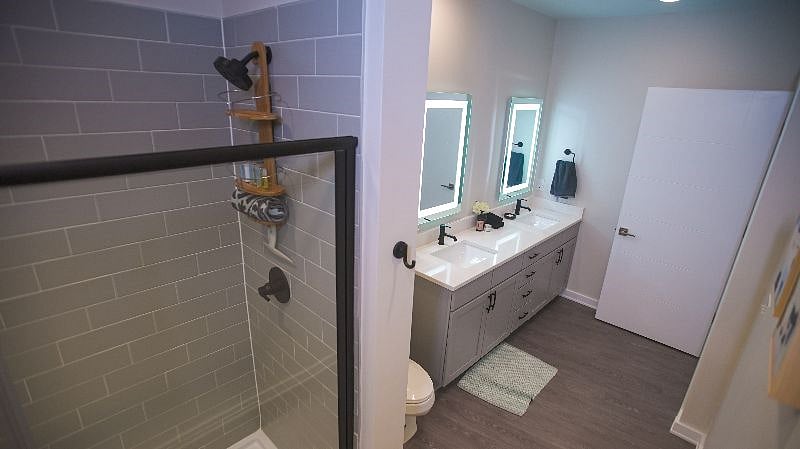 Furnished Finder property 374019_1 photo 14