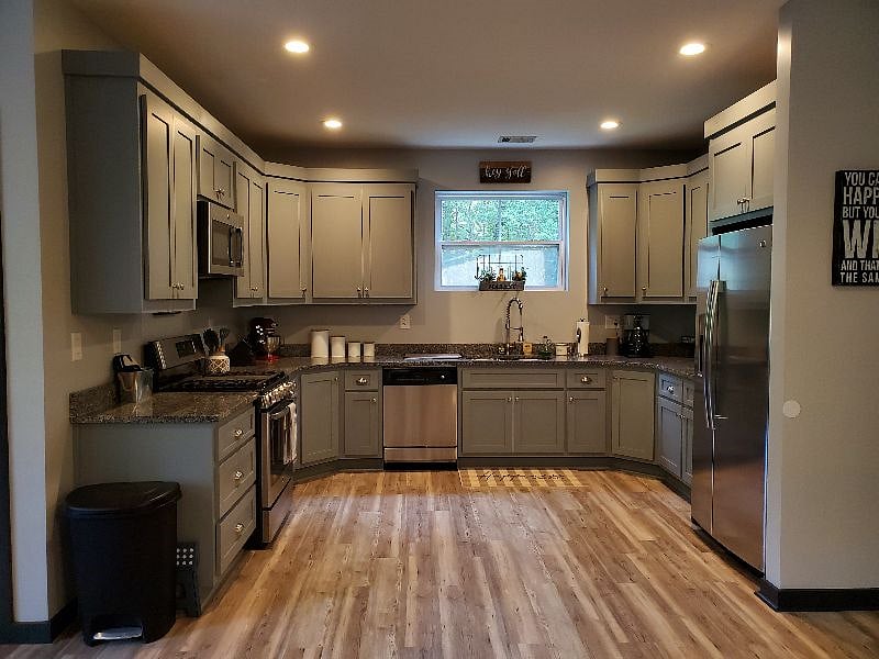 Furnished Finder property 374028_1 photo 15