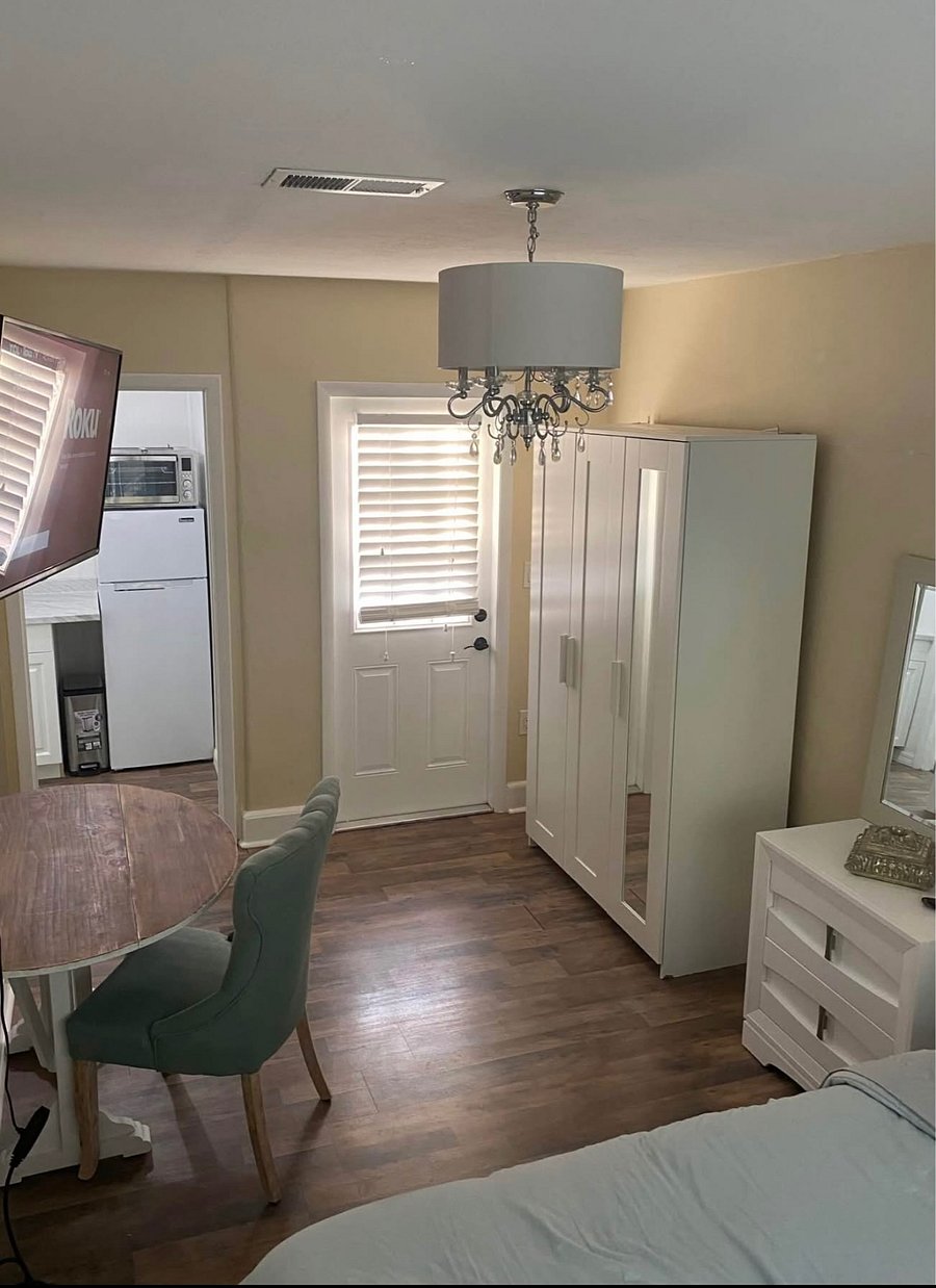 Furnished Finder property 374072_2 photo 3