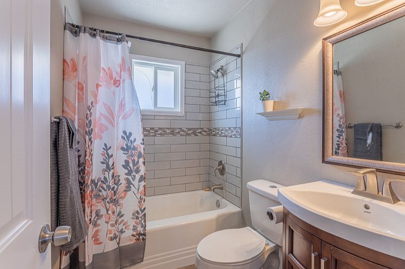 Furnished Finder property 374150_1 photo 8