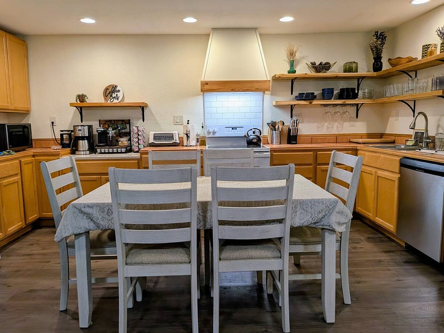 Furnished Finder property 374179_1 photo 5