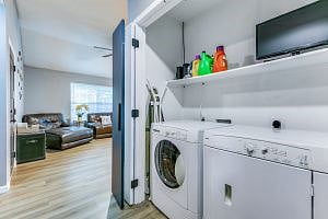 Furnished Finder property 374192_1 photo 14