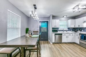 Furnished Finder property 374192_1 photo 6