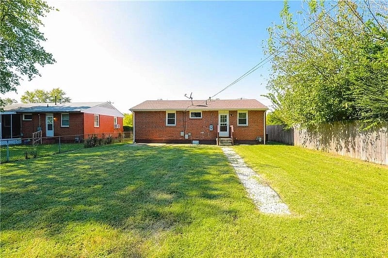 Furnished Finder property 374199_1 photo 16