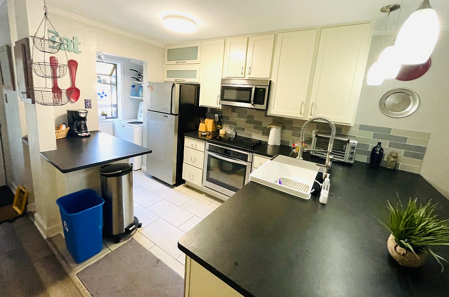 Furnished Finder property 374263_1 photo 10