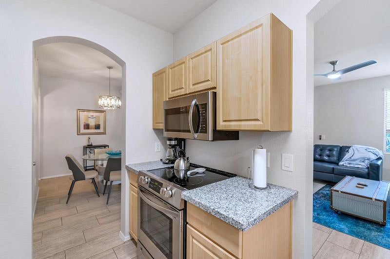 Furnished Finder property 374308_1 photo 12