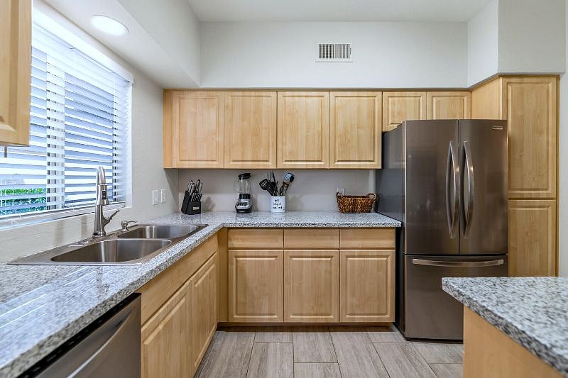 Furnished Finder property 374308_1 photo 13