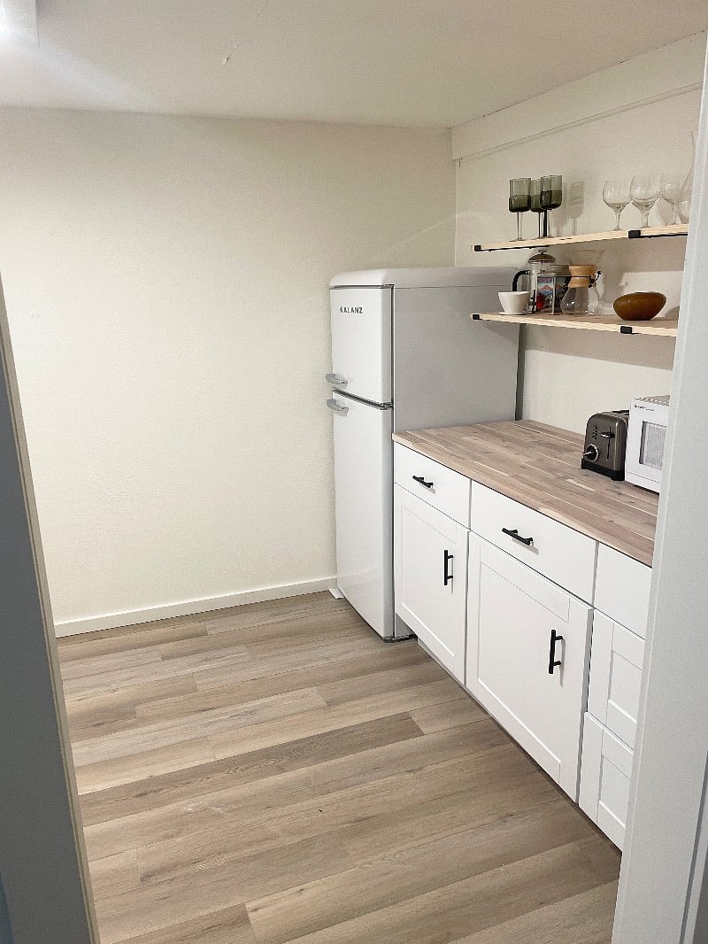 Brand new kitchenette