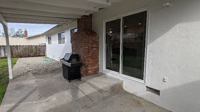 Furnished Finder property 374357_1 photo 10
