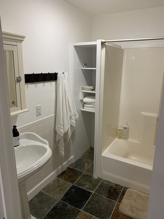 Furnished Finder property 374381_1 photo 21