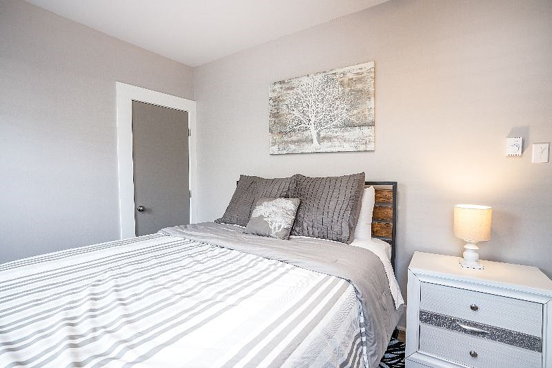 Furnished Finder property 374407_1 photo 12