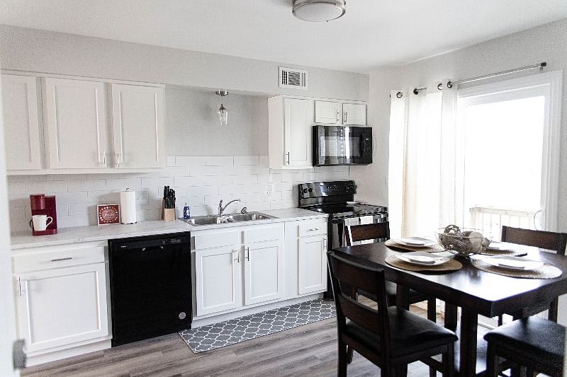 Furnished Finder property 374418_1 photo 8