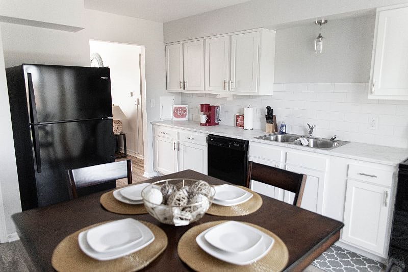 Furnished Finder property 374418_1 photo 29