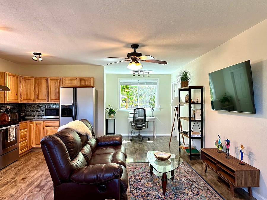 Furnished Finder property 374530_1 photo 12