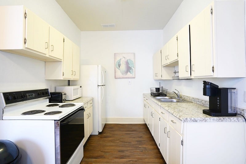 Furnished Finder property 374552_1 photo 6