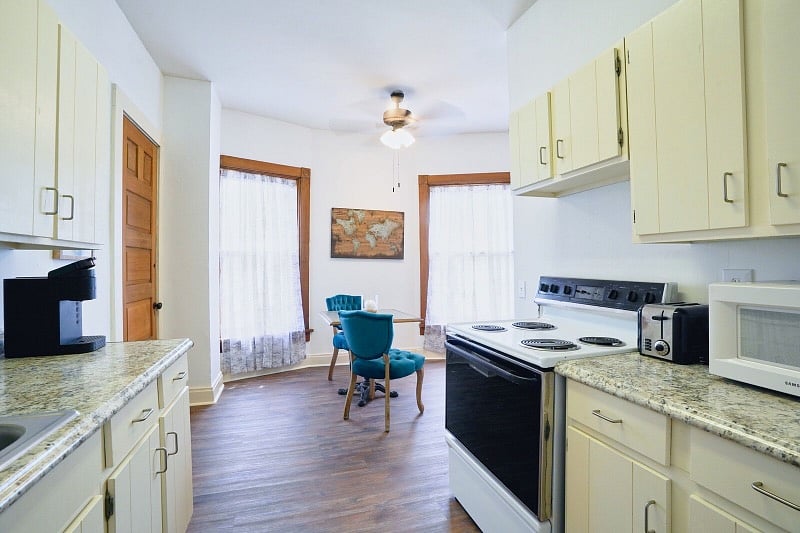 Furnished Finder property 374552_1 photo 9