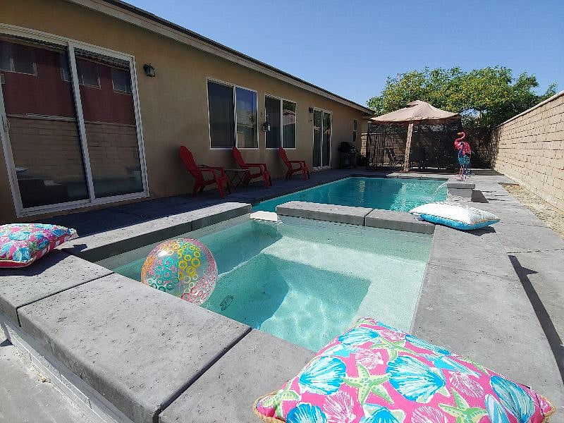 Furnished Finder property 374575_1 photo 9