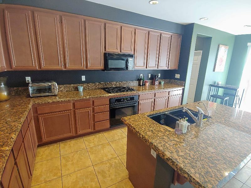 Furnished Finder property 374575_1 photo 25