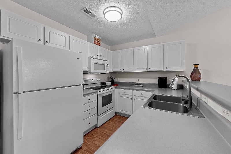 Furnished Finder property 374679_1 photo 6