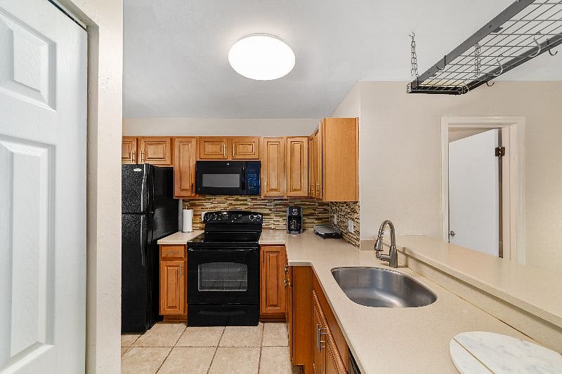 Furnished Finder property 374708_1 photo 14