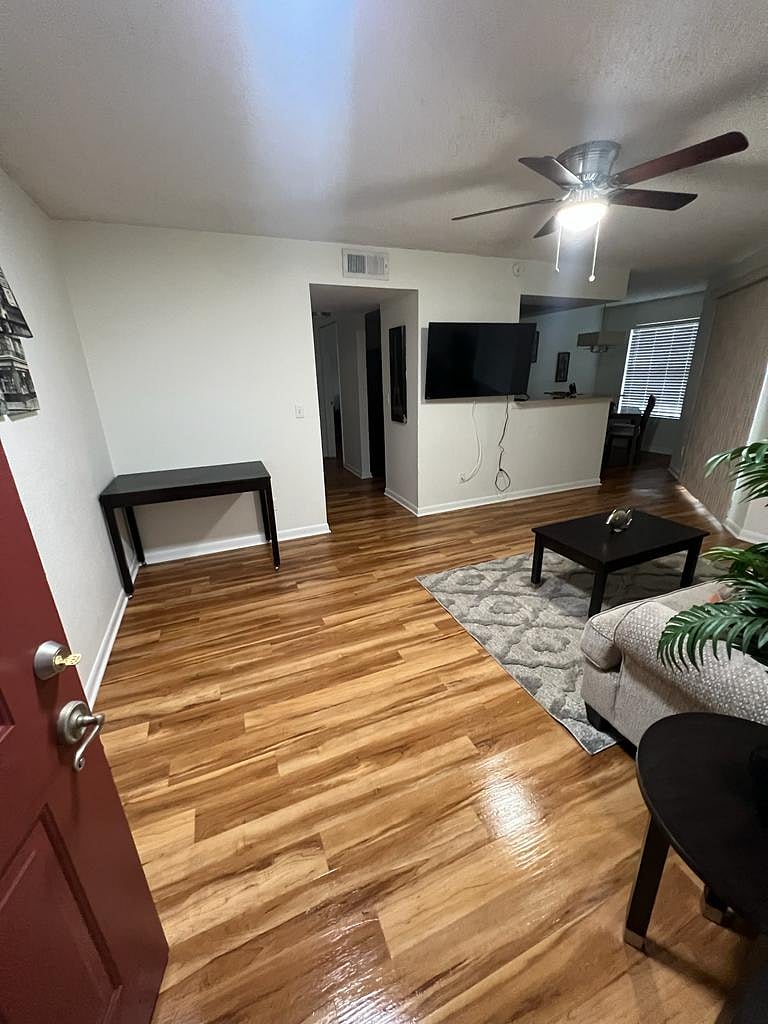 Furnished Finder property 374733_2 photo 4