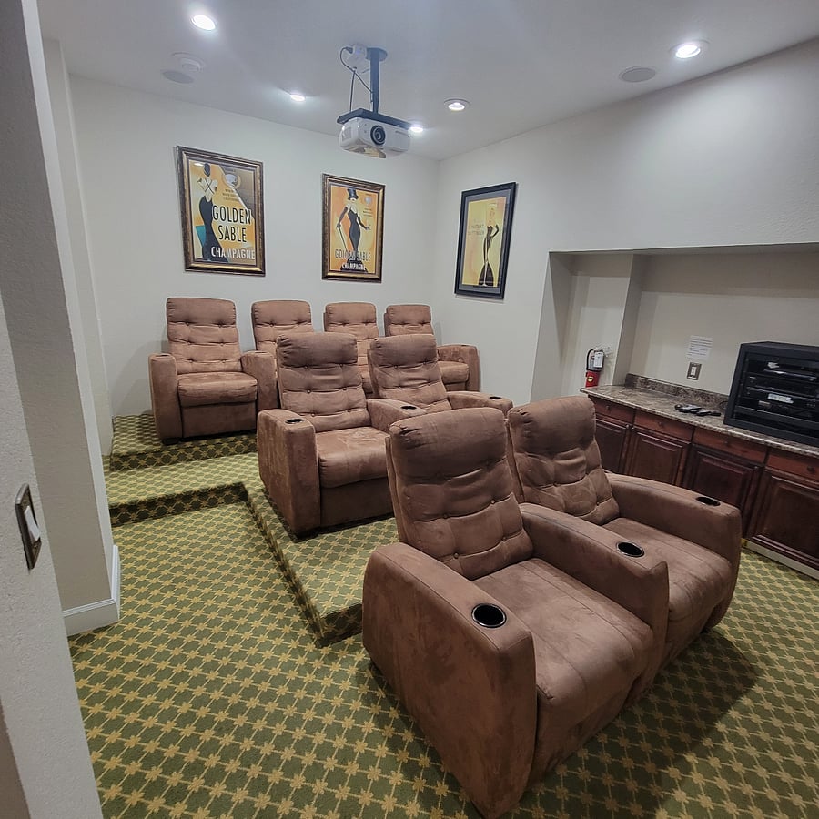 Furnished Finder property 374733_2 photo 40