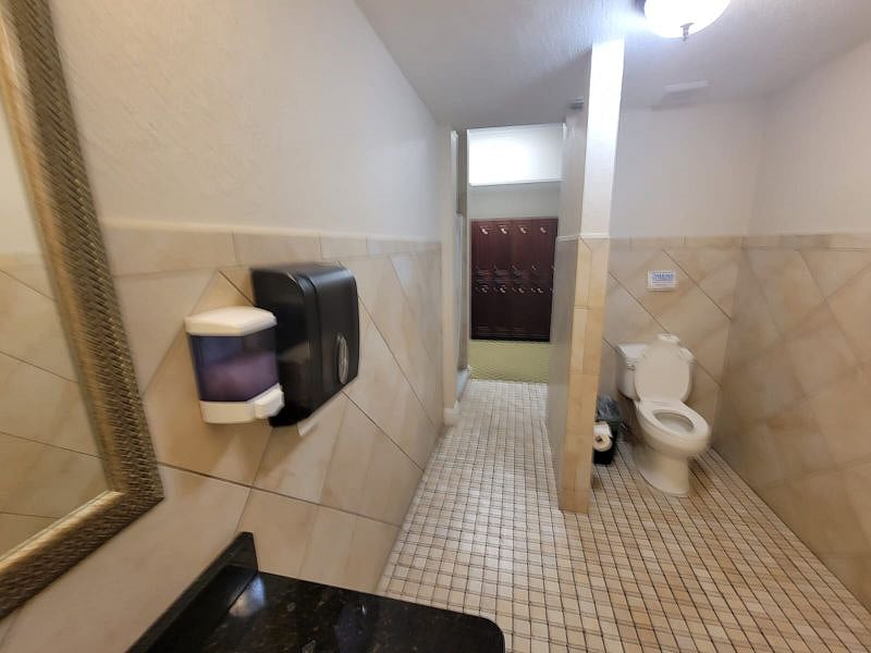Furnished Finder property 374733_3 photo 35
