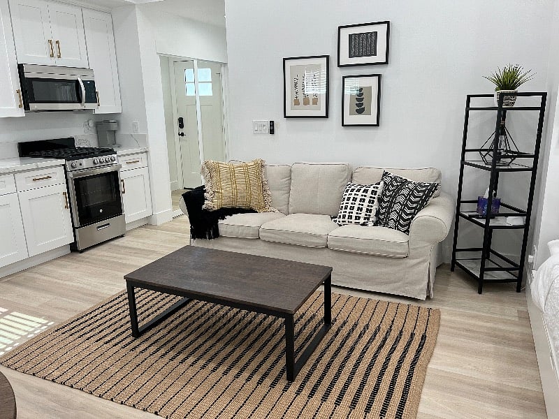 Furnished Finder property 374742_1 photo 3